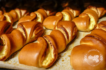 Drożdżówka z serem