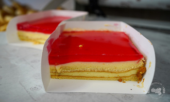 Ciasto Budyniowiec z Galaretką