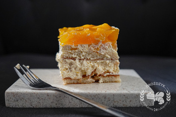 Ciasto Brzoskwinia z Marakują